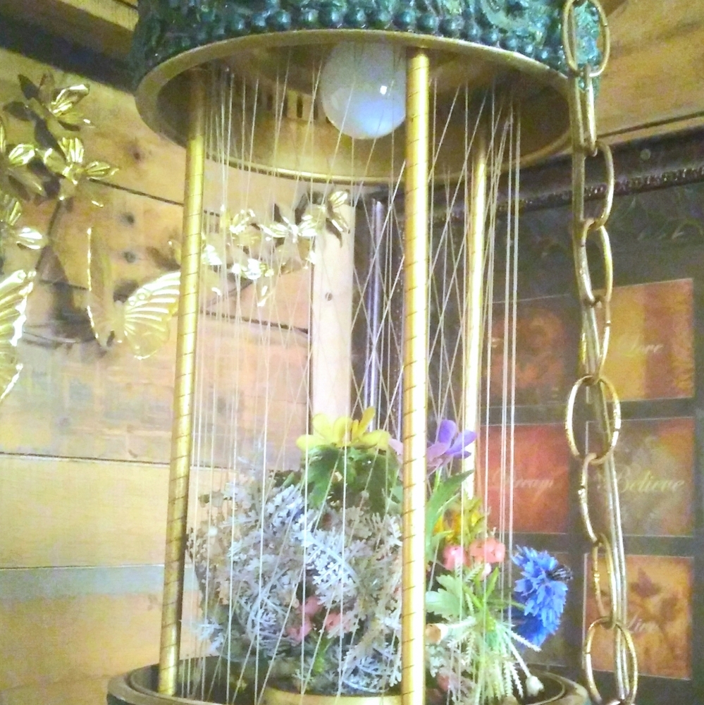 Antique rain oil lamp